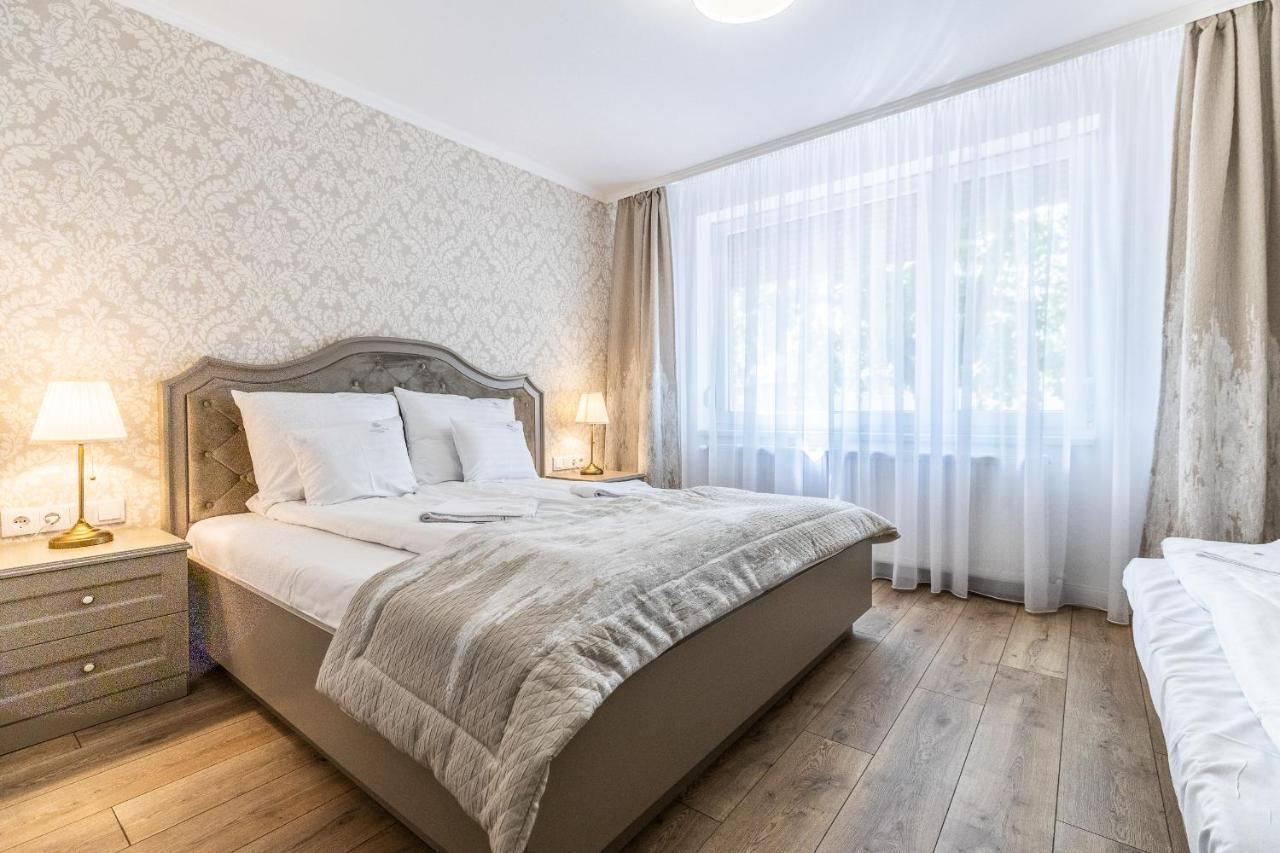Angolkert Panzio Teglas Exteriör bild